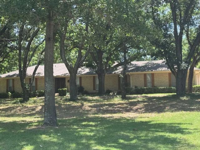 8260 Tudor Lane, Argyle