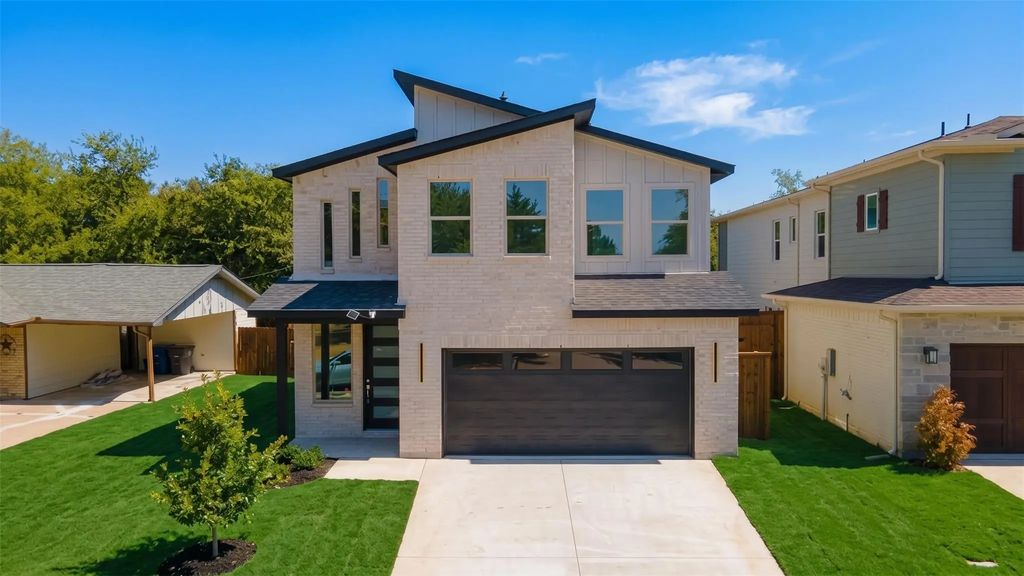 210 E Park Street, Little Elm