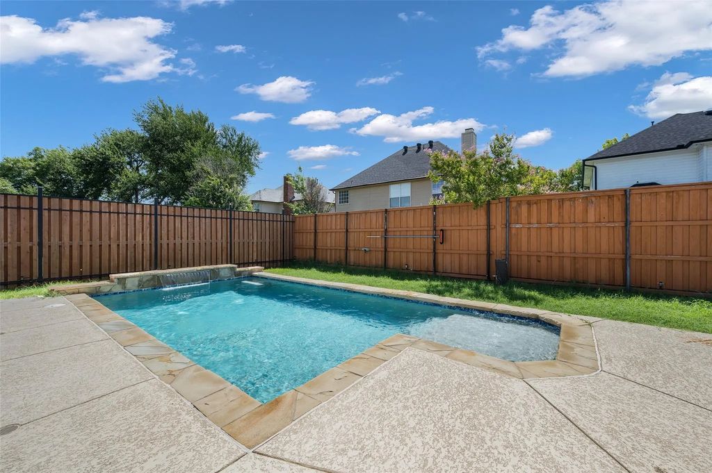 1028 Colony Street, Flower Mound
