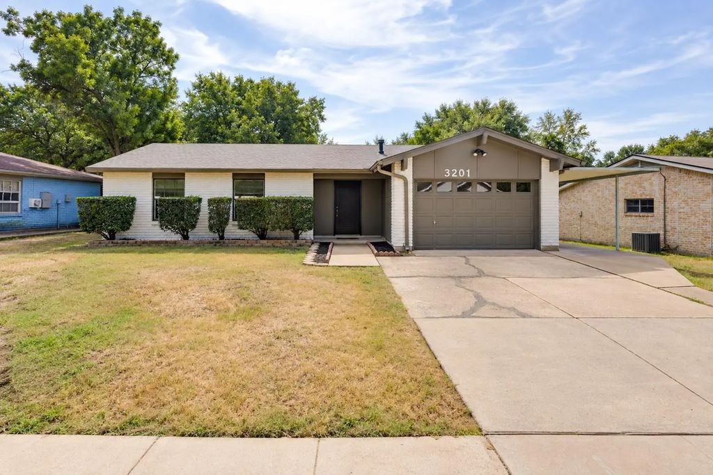 3201 Winderemere Drive, Arlington