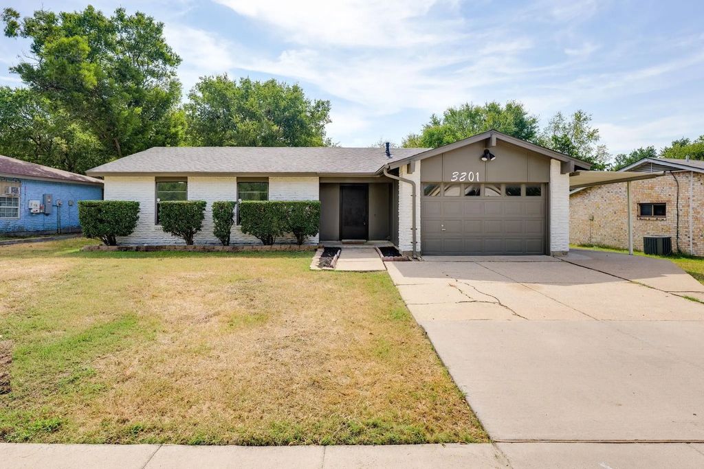3201 Winderemere Drive, Arlington