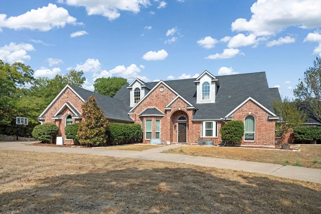 767 Farrar Road, Waxahachie