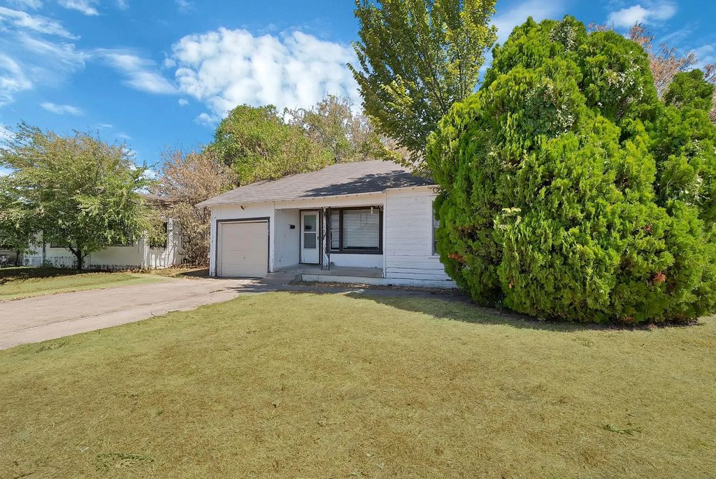 2305 8th Avenue, Fort Worth
