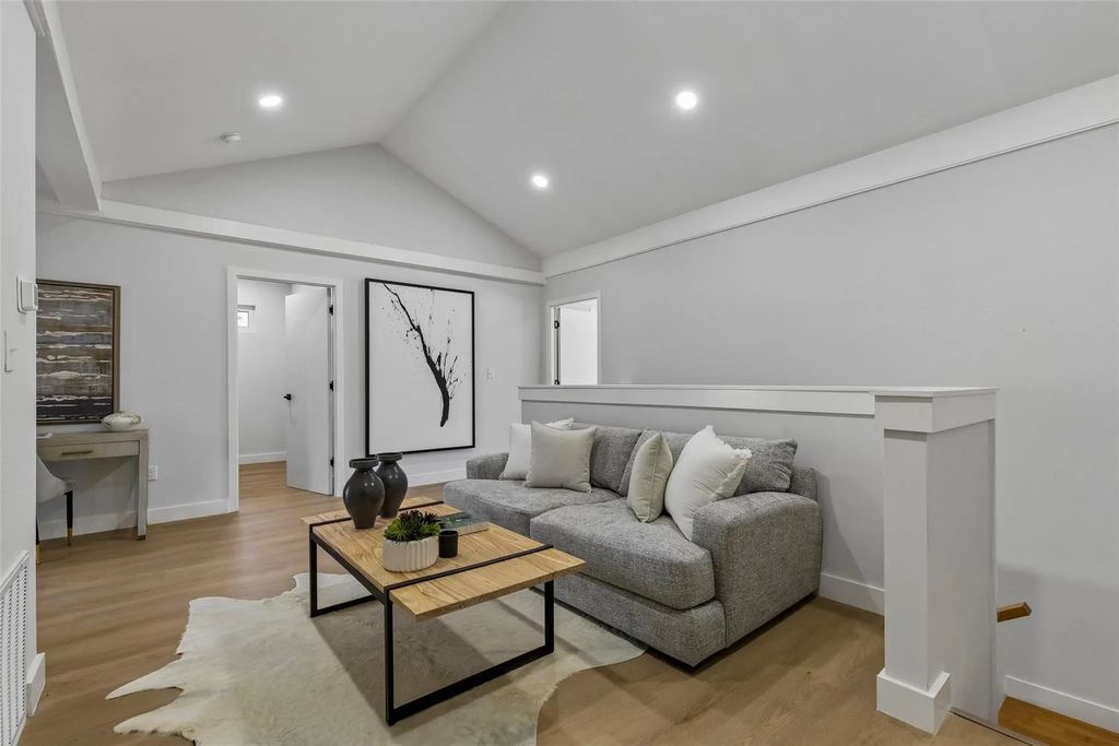 810 Premier Parkway, Grand Prairie
