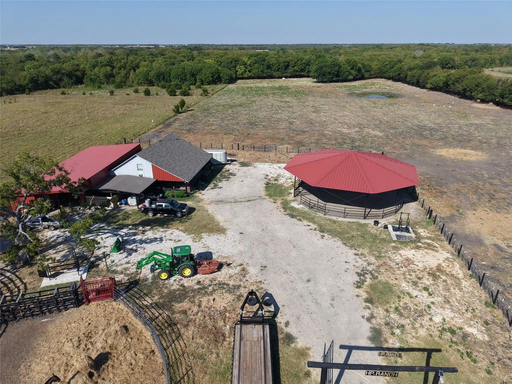 7580 County Road 4807, Ladonia