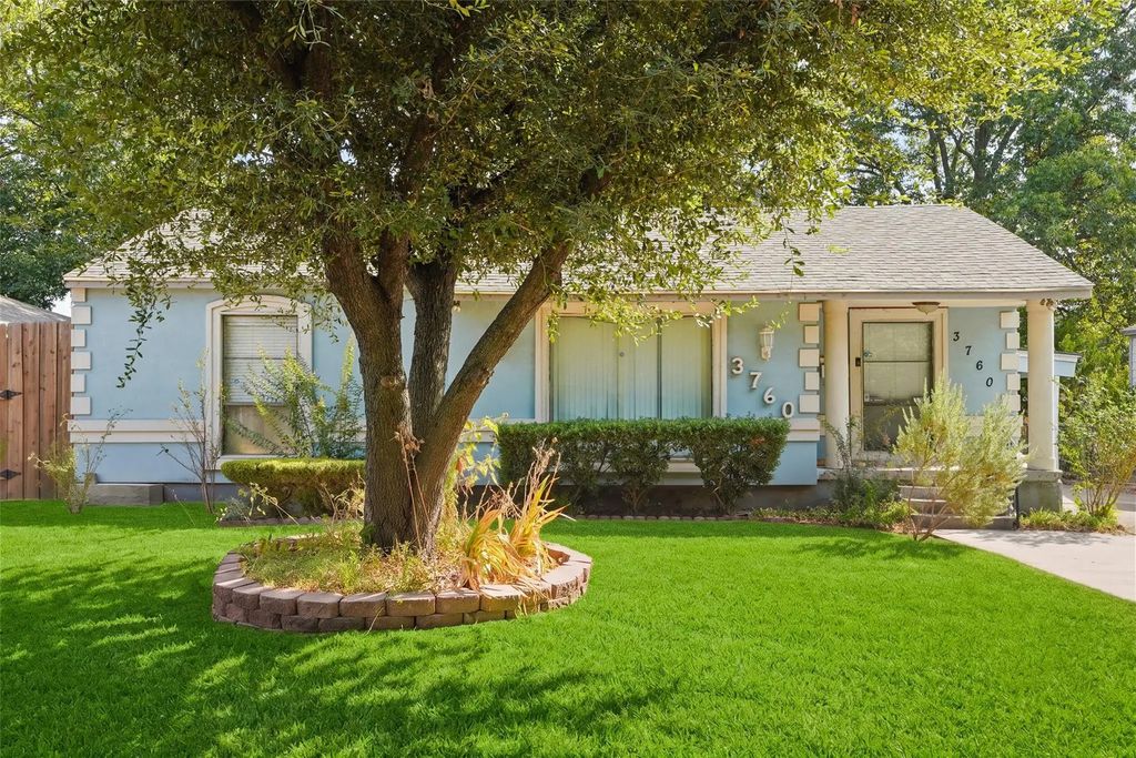 3760 Davila Drive, Dallas