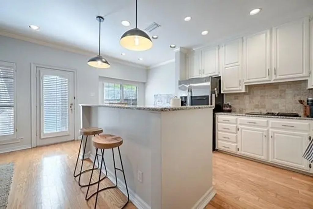 5136 Westgrove Drive 5136, Dallas