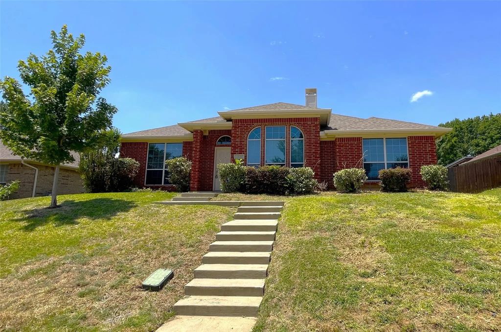 1534 Steamboat Trail, Lewisville