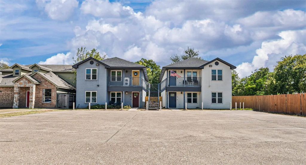 1312 Wood Avenue A,b,c,d, Waco