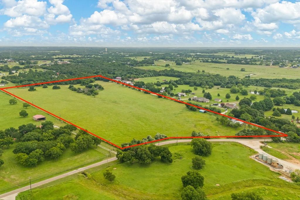 3501 Cr 312, Cleburne