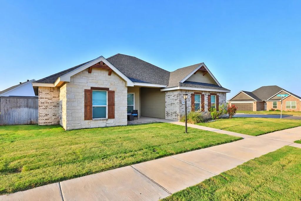 123 Carriage Hills Parkway, Abilene