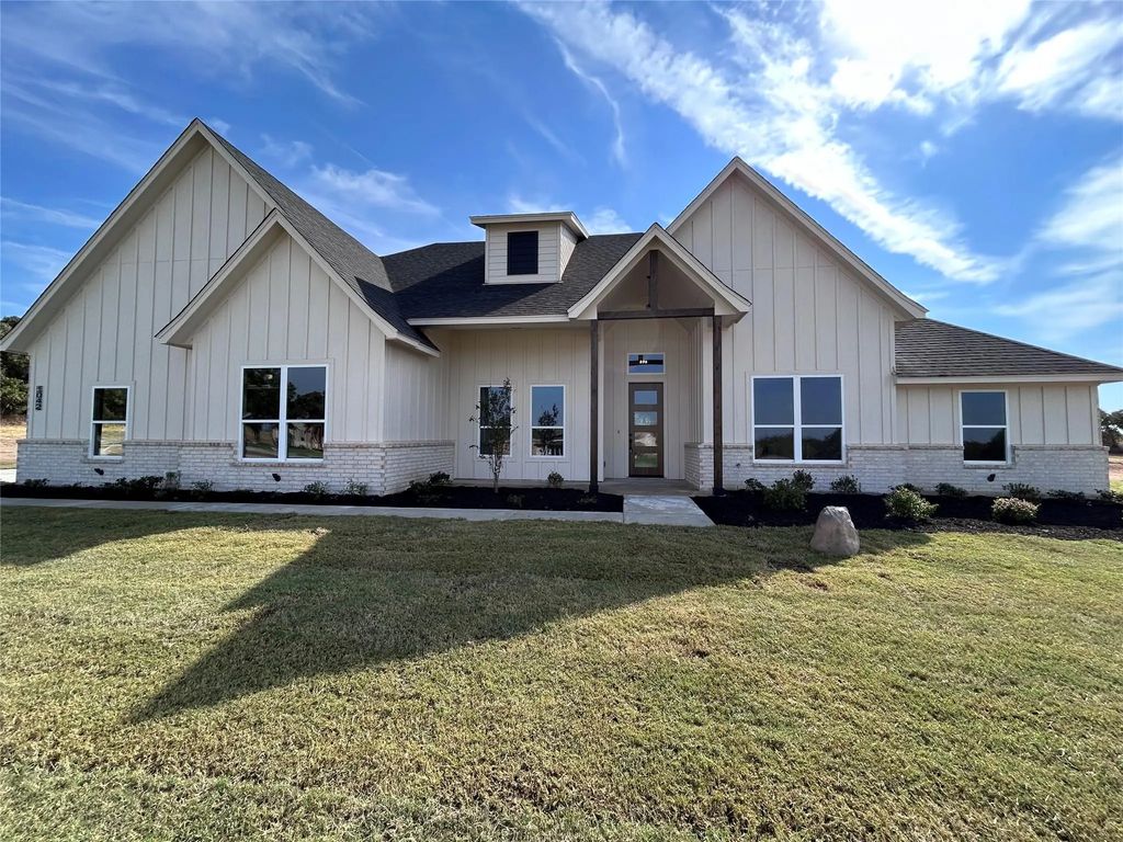 1042 Vh Ranch Road, Poolville