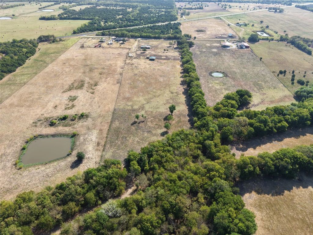 7580 County Road 4807, Ladonia