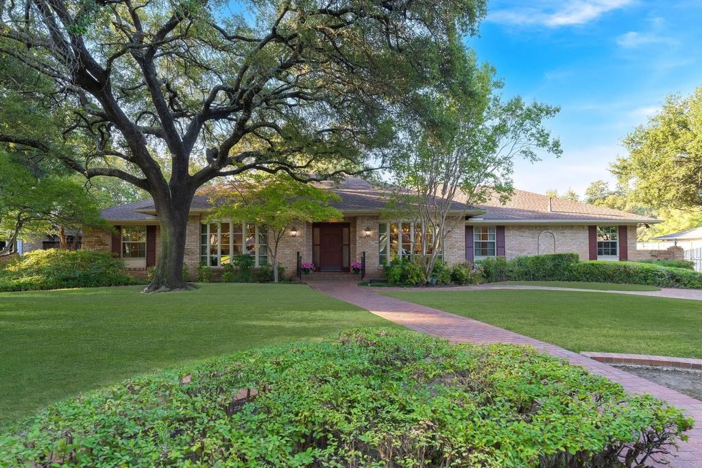 6950 Midcrest Drive, Dallas