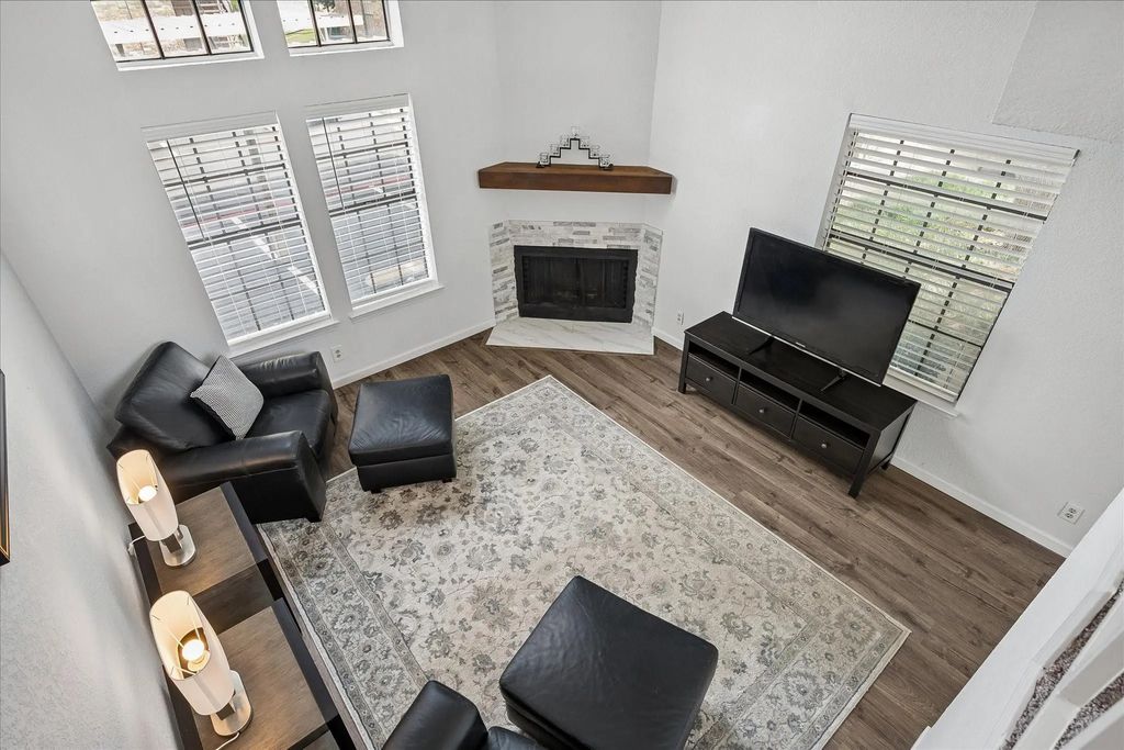 4748 Old Bent Tree Lane 101, Dallas