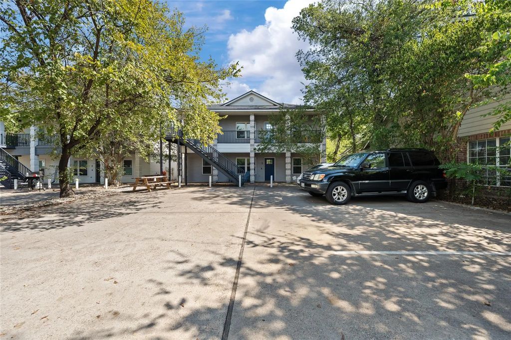 1220 Wood Avenue, Waco