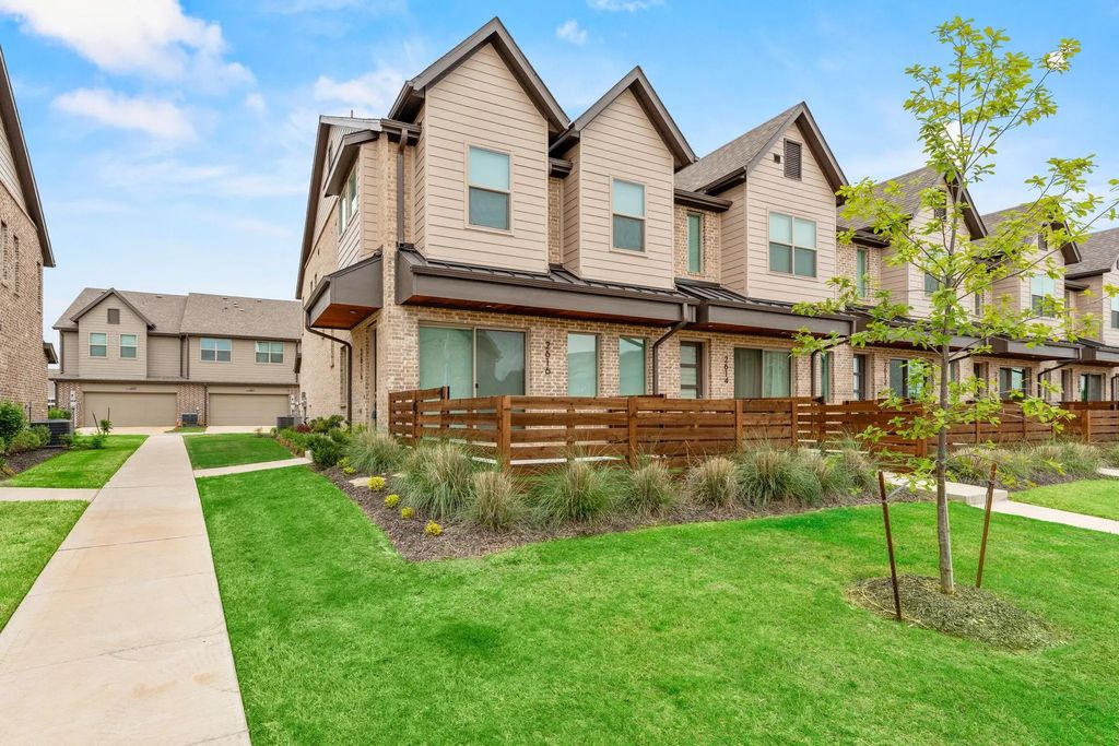 2616 La Cala Drive, Grand Prairie