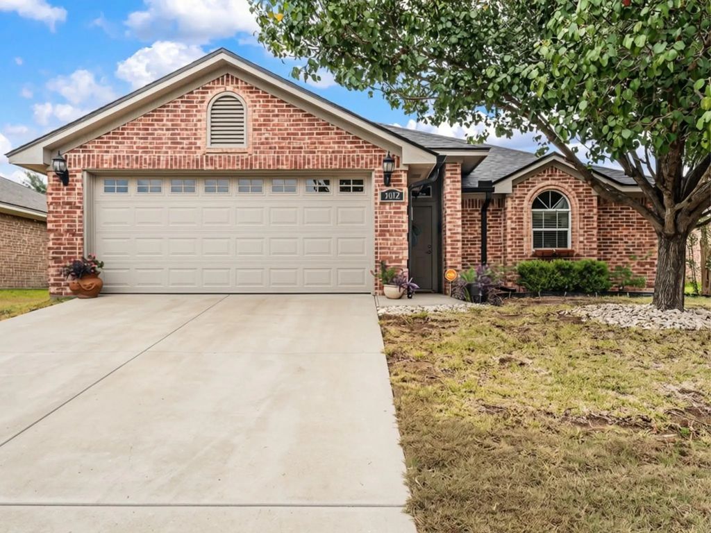 3012 Pinto Loop, Robinson