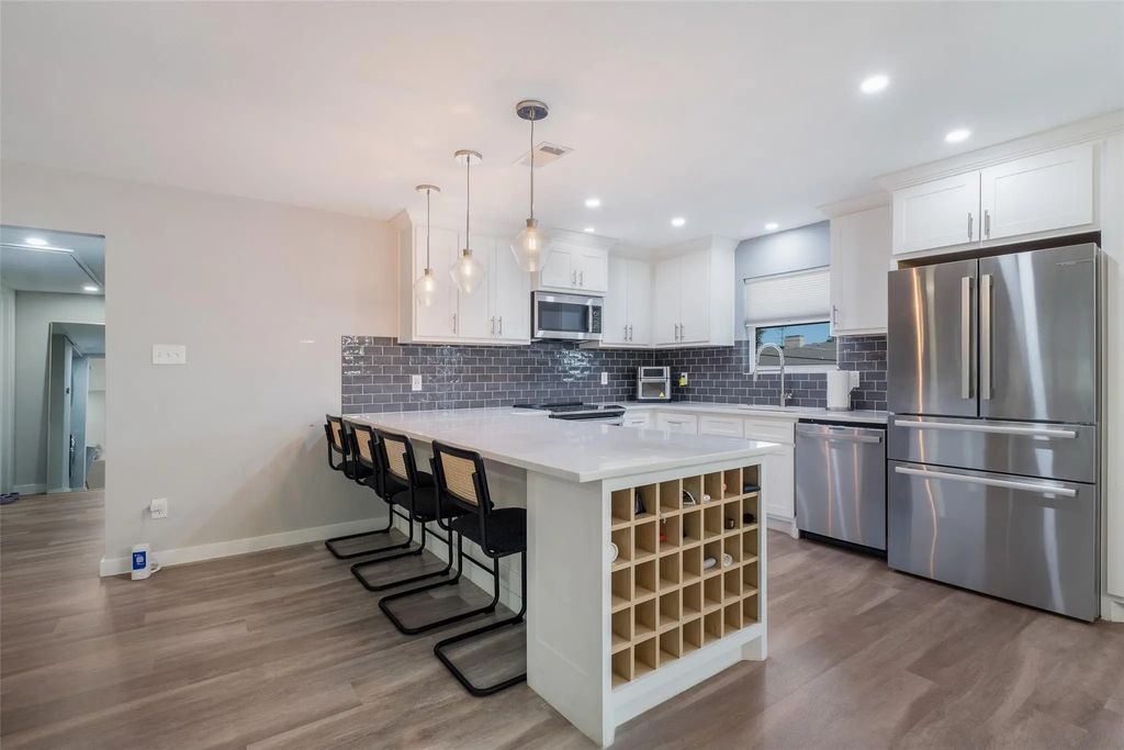 5841 E University Boulevard C, Dallas