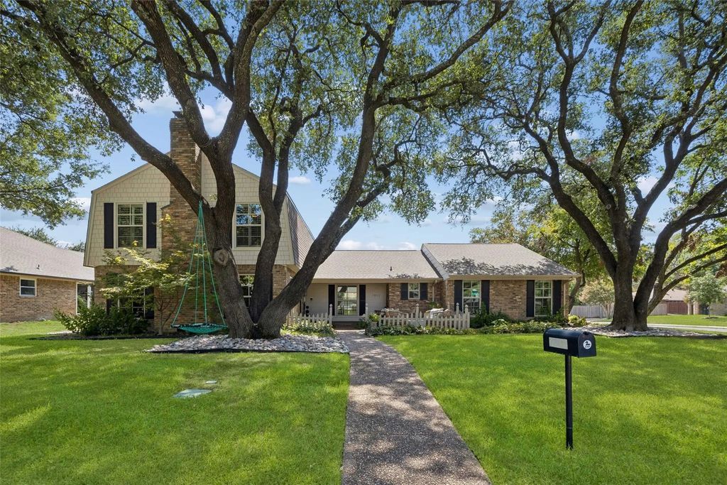 7802 Scotia Drive, Dallas