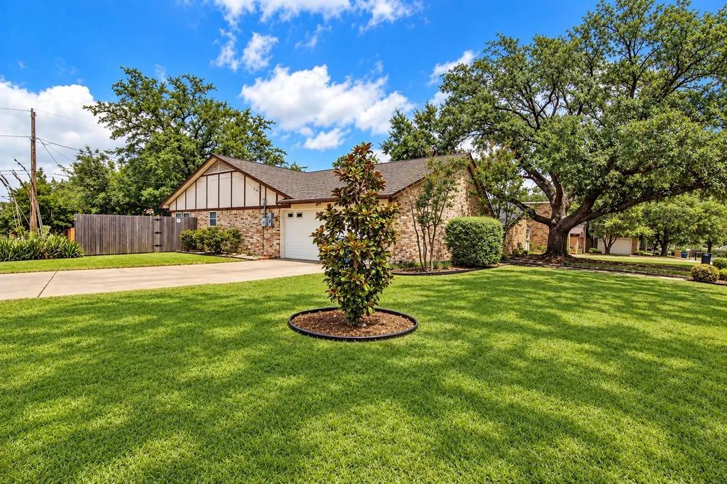 3824 Sugar Ridge Road, Fort Worth