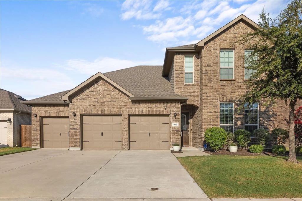 2805 Lakeside Drive, Aubrey
