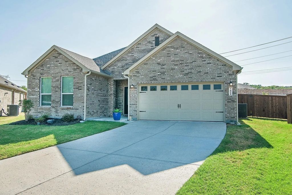 1424 Sandpebble Circle, Anna
