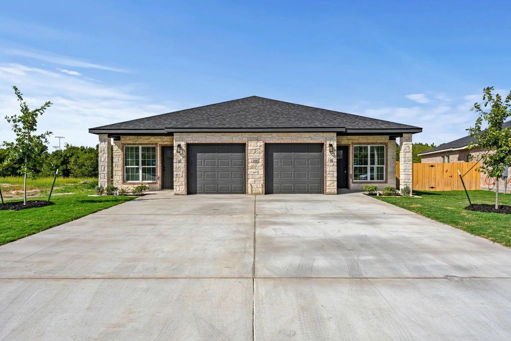 206 Dolphin Drive, Temple