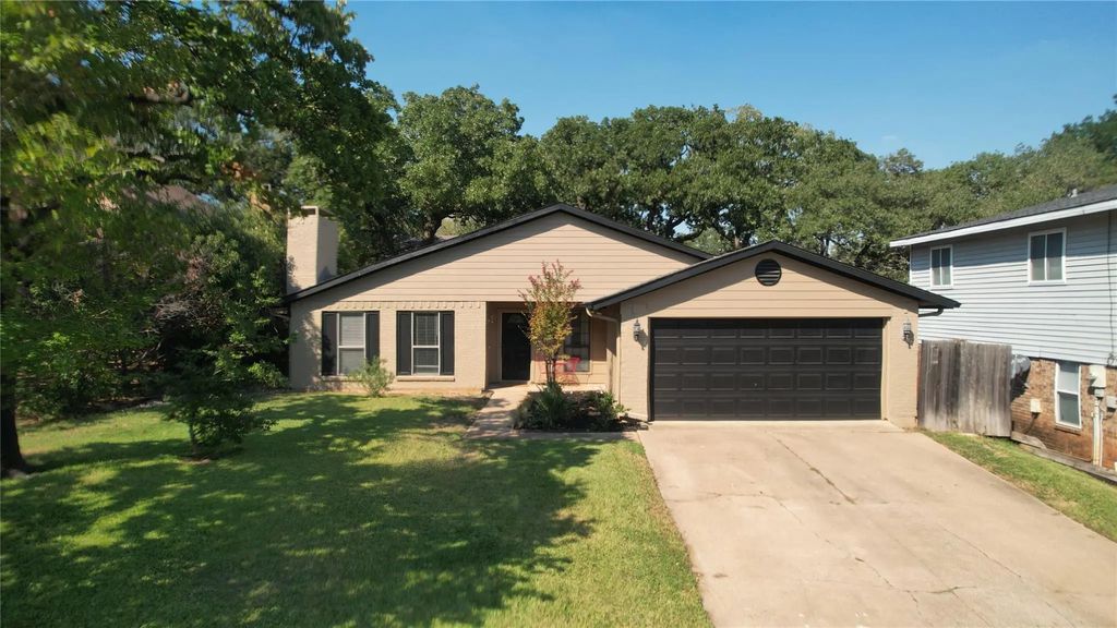 2813 Meandering Way, Bedford
