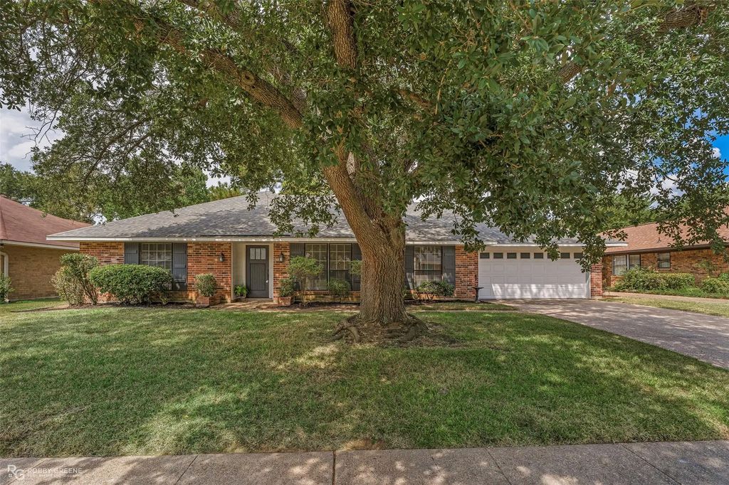 1520 Dora Ann Place, Shreveport