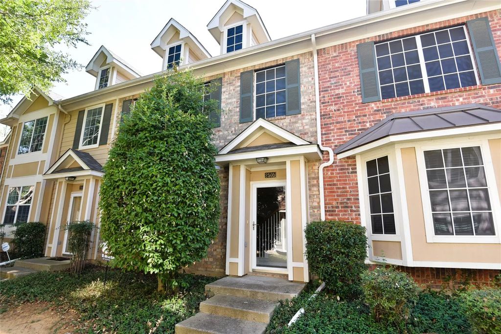 2505 Durango Ridge Drive, Bedford