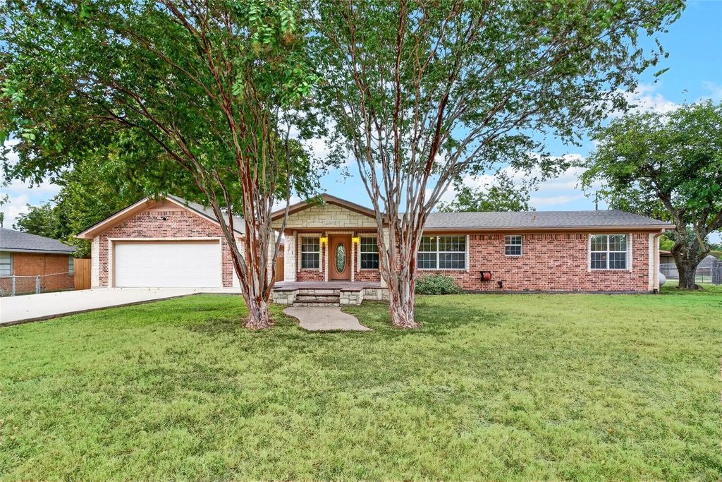590 Bosque Lane, McGregor