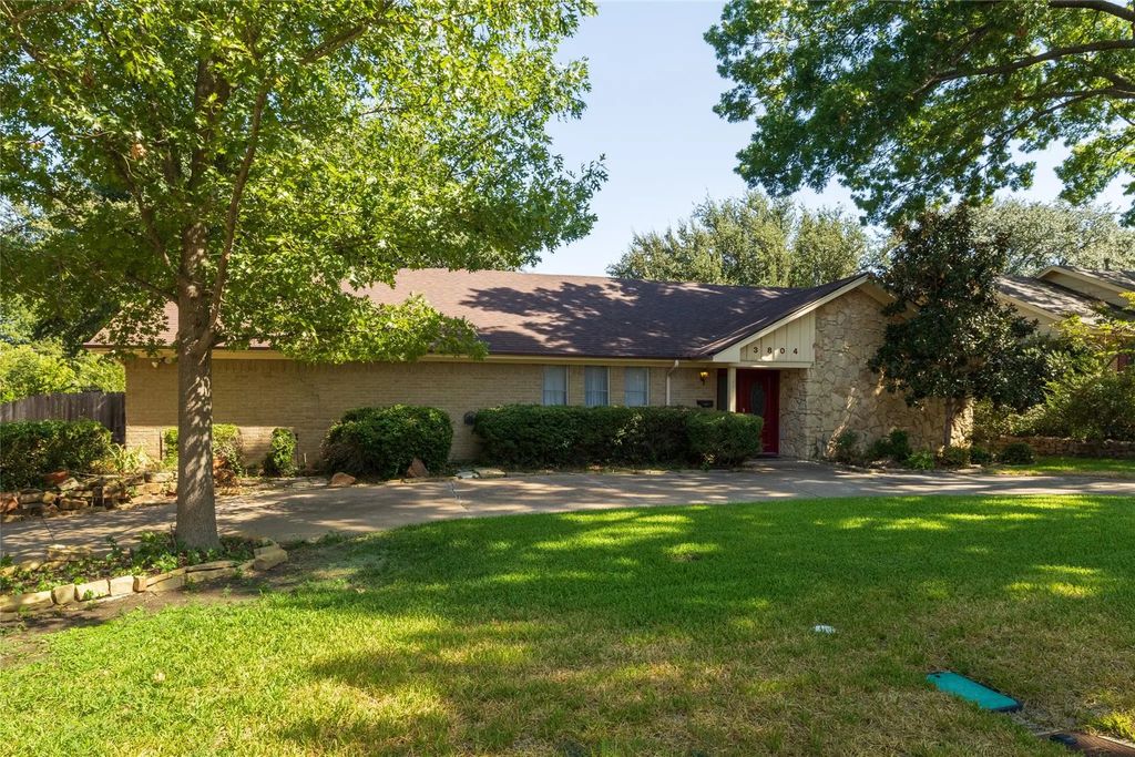 3804 Wharton Drive, Fort Worth