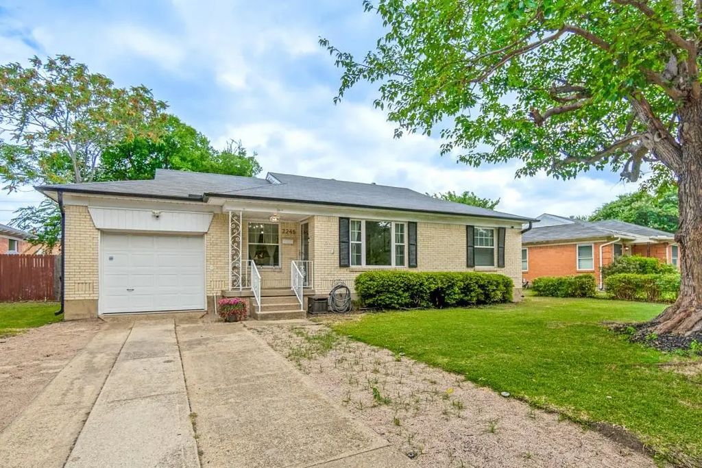 2245 San Medina Avenue, Dallas