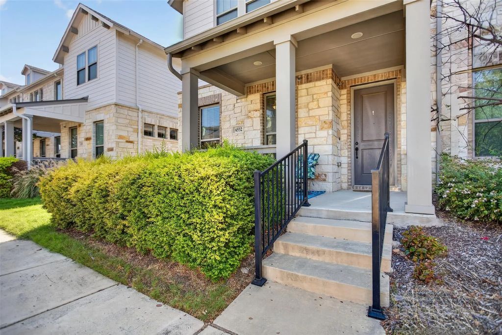 6532 Northern Dancer Drive, North Richland Hills