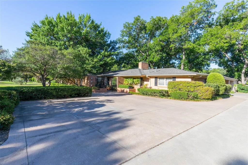 1410 Tanglewood Road, Abilene