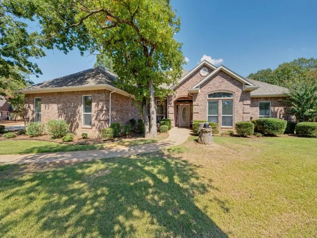 5600 Bridle Path, Aubrey