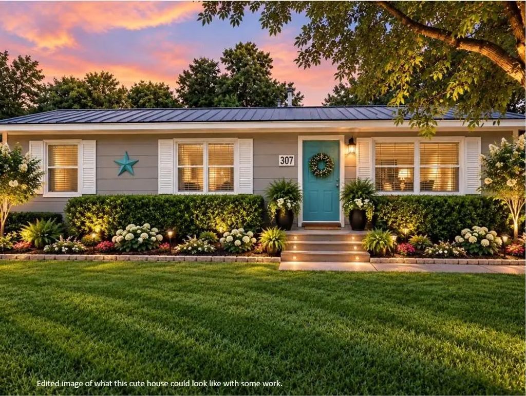 307 Parker Lane, Whitesboro