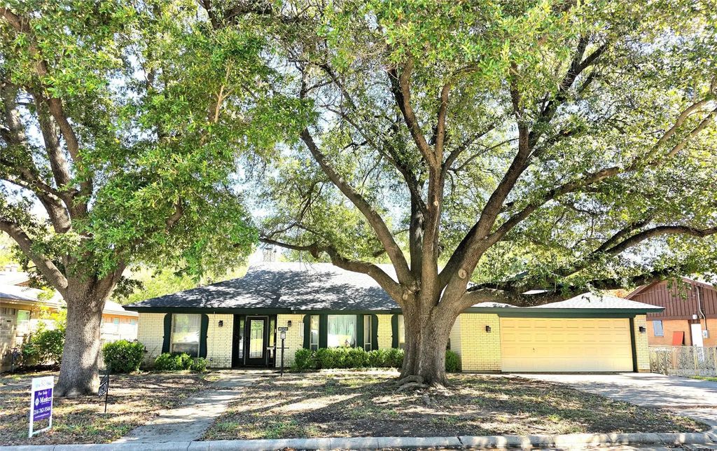 4620 Starlight Drive, Haltom City