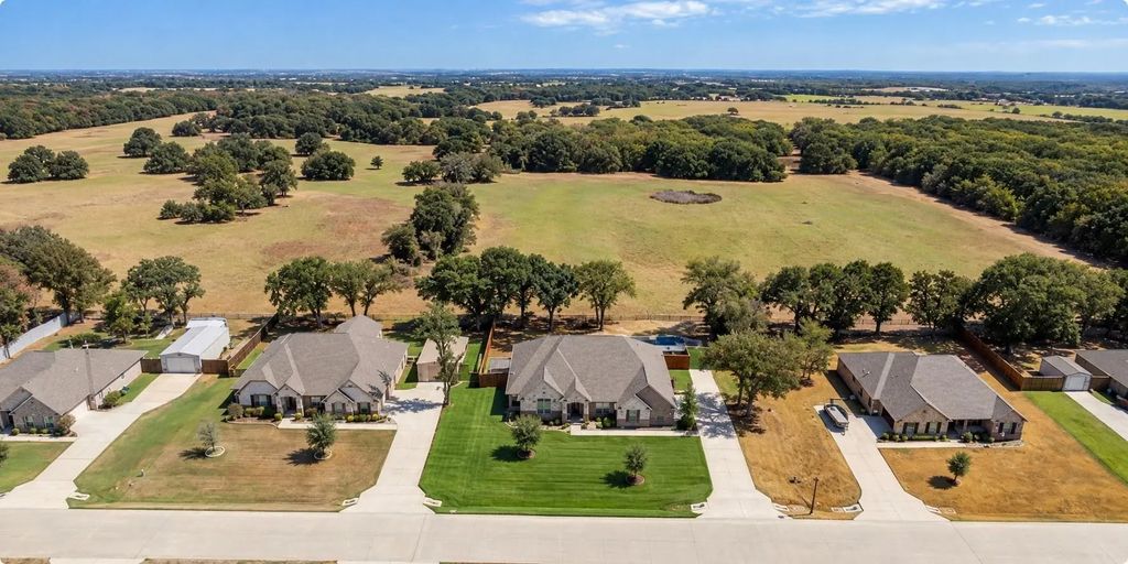 107 Willow Oak Drive, Krugerville
