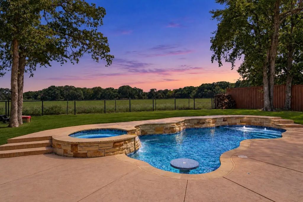 107 Willow Oak Drive, Krugerville