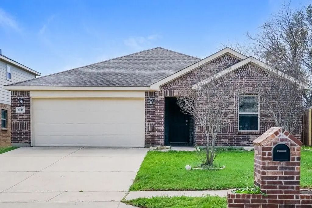 5509 Northfield Drive, Fort Worth