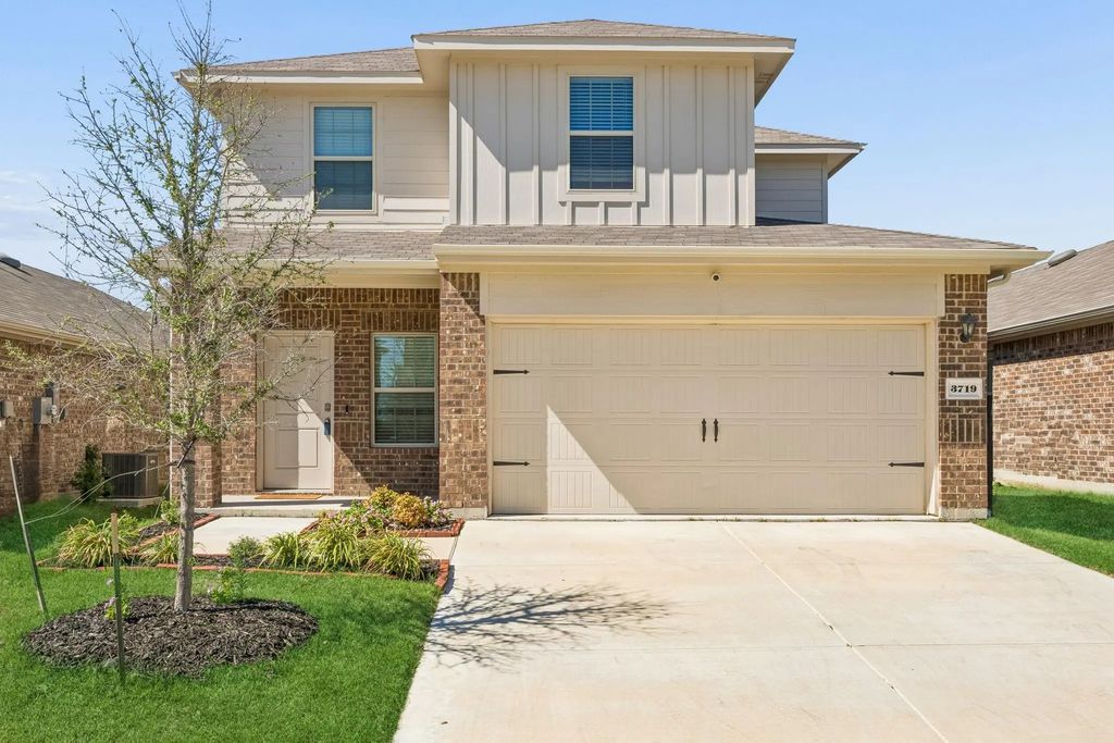 3719 Mildren Bend, Crandall