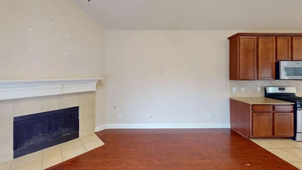 15701 Bent Rose Way, Fort Worth