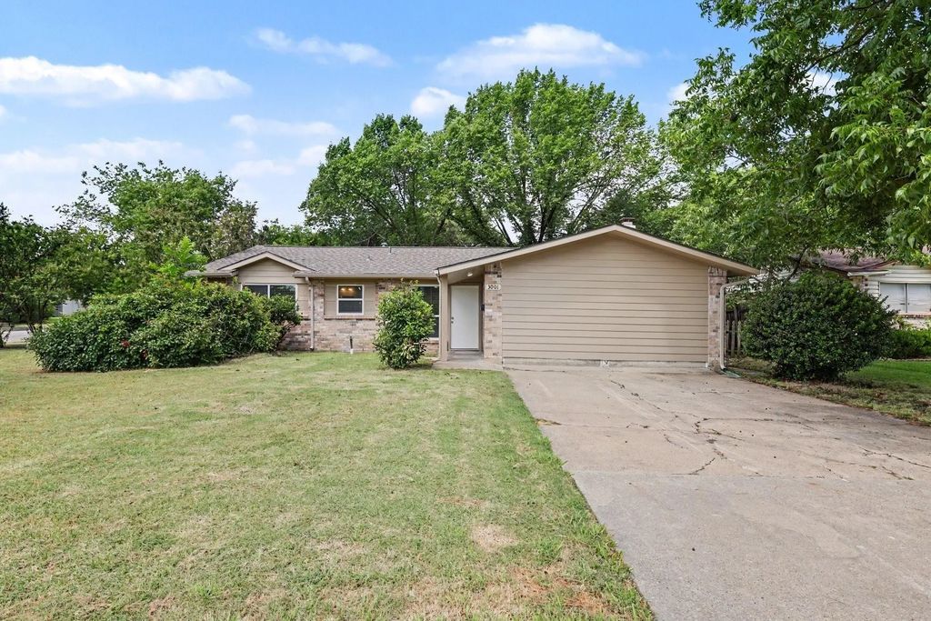 3001 Harvard Street N, Irving