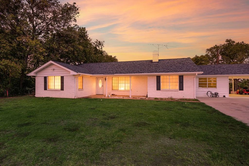 1700 Marti Drive, Burleson