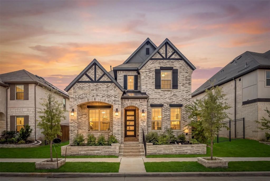1434 Cypress Thorn Drive, Arlington