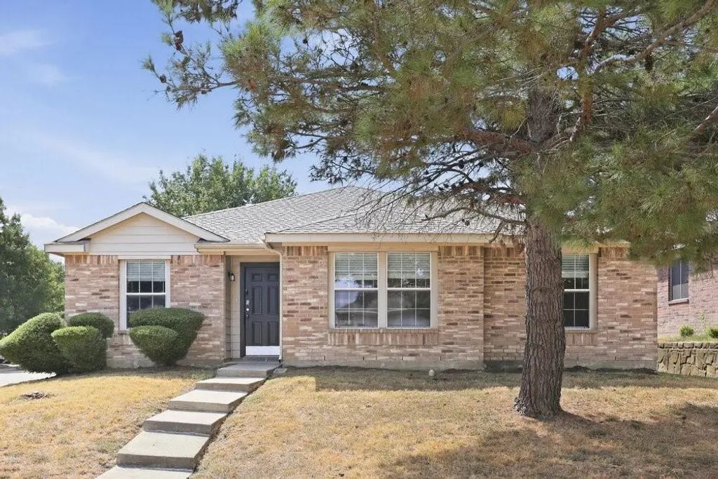 2712 Tranquil Way, Dallas