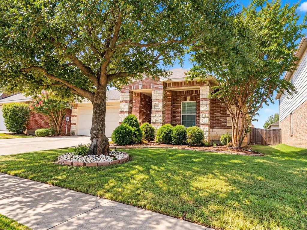 12709 Mourning Dove Lane, Fort Worth