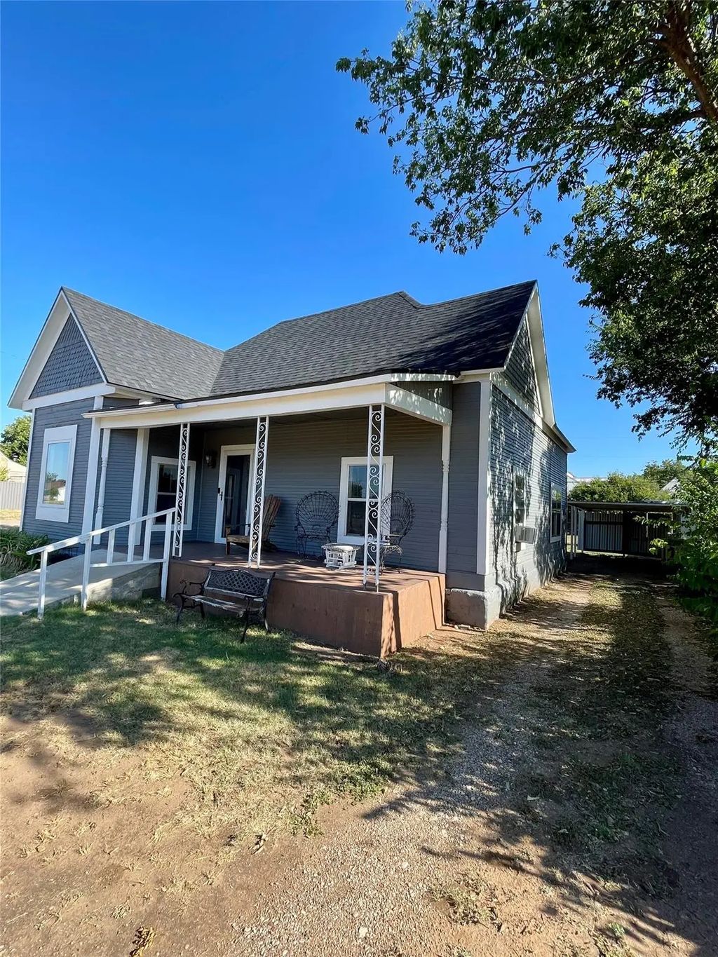 508 N 10th Street, Ballinger